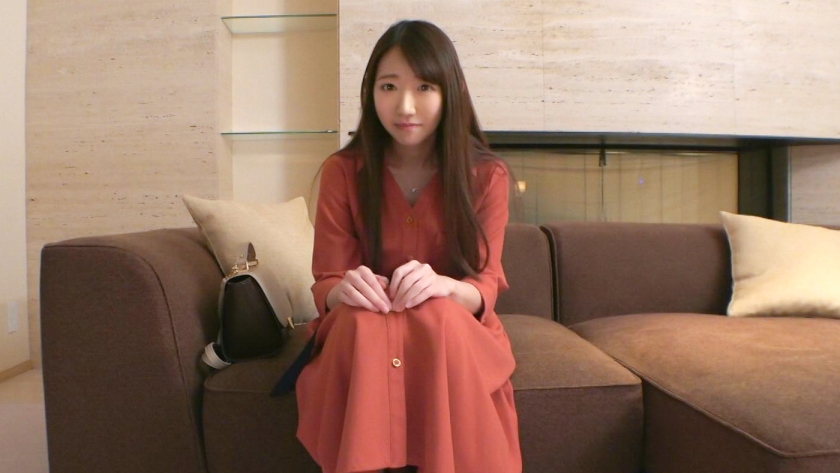 - 【初撮り】【華奢な美体】【保育士の休日イト】色白小顔の保育園の先生。休日は子供たちには見せられないエッチな顔をして.. 応募素人、初撮影 (乱伦)
